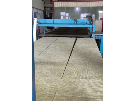 巖棉氈